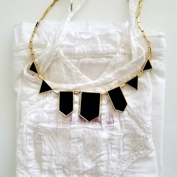 [House of Harlow] Black Resin Triangle Statement Necklace - Picture 1 of 5